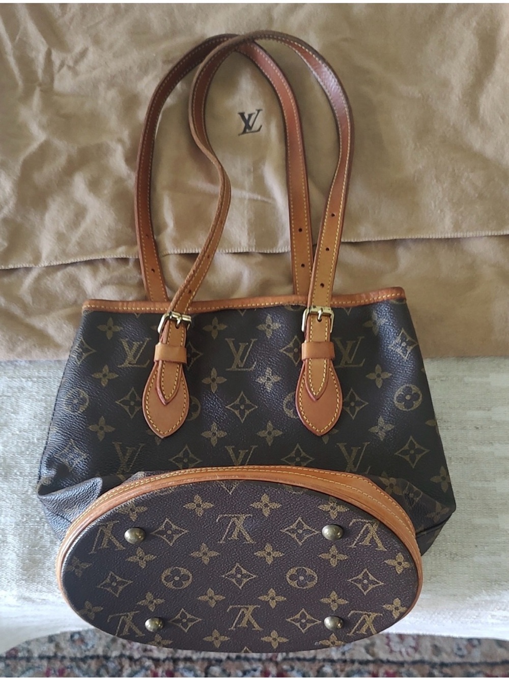Classic Louis Vuitton Monogram Petit Bucket Bag